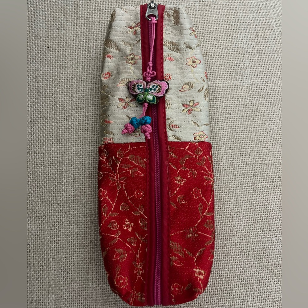 NEW SATIN PENCIL POUCH WITH BUTTERFLY CHARM - Picture 2 of 4